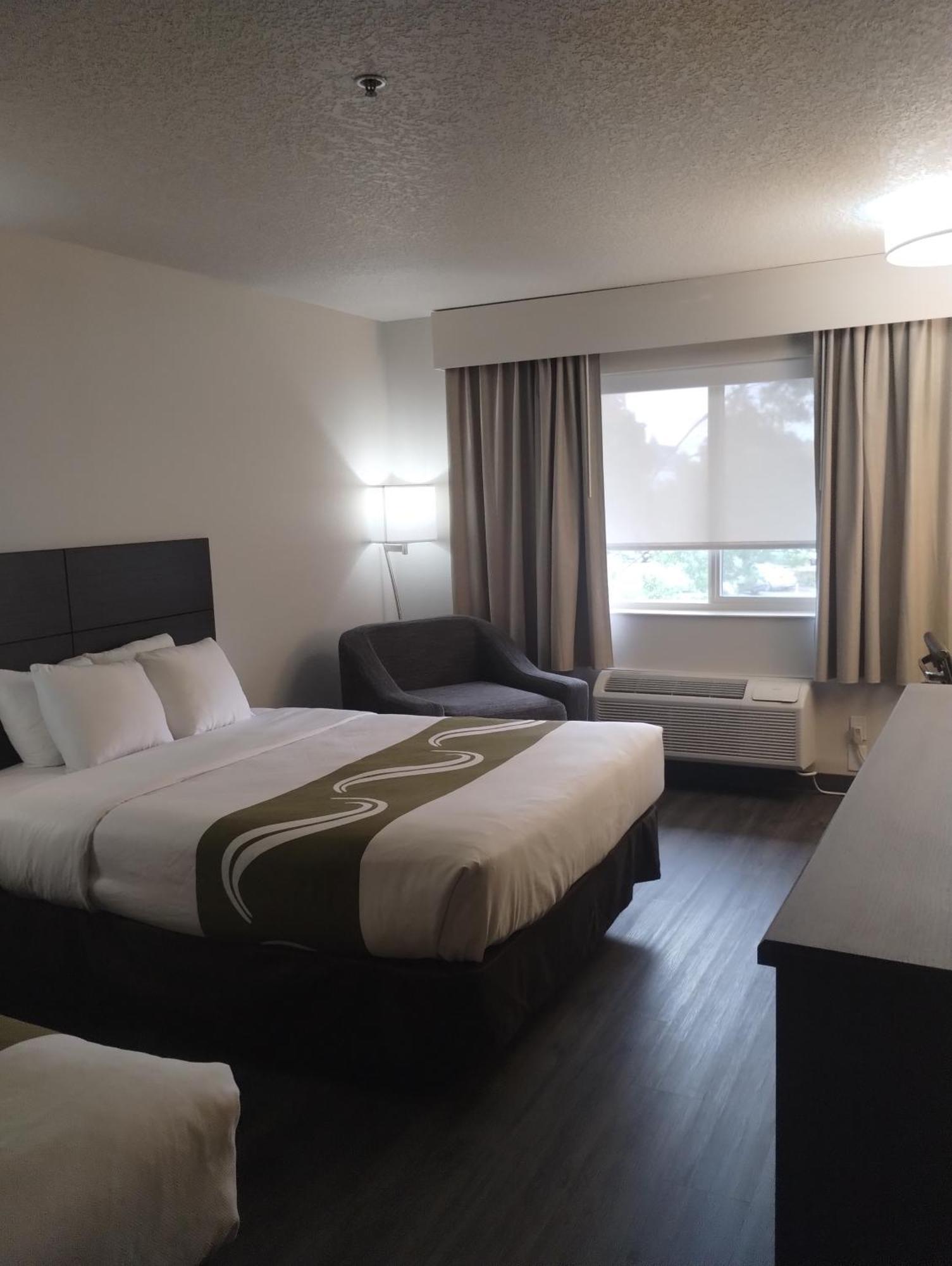 Quality Inn & Suites Wilsonville Exteriér fotografie